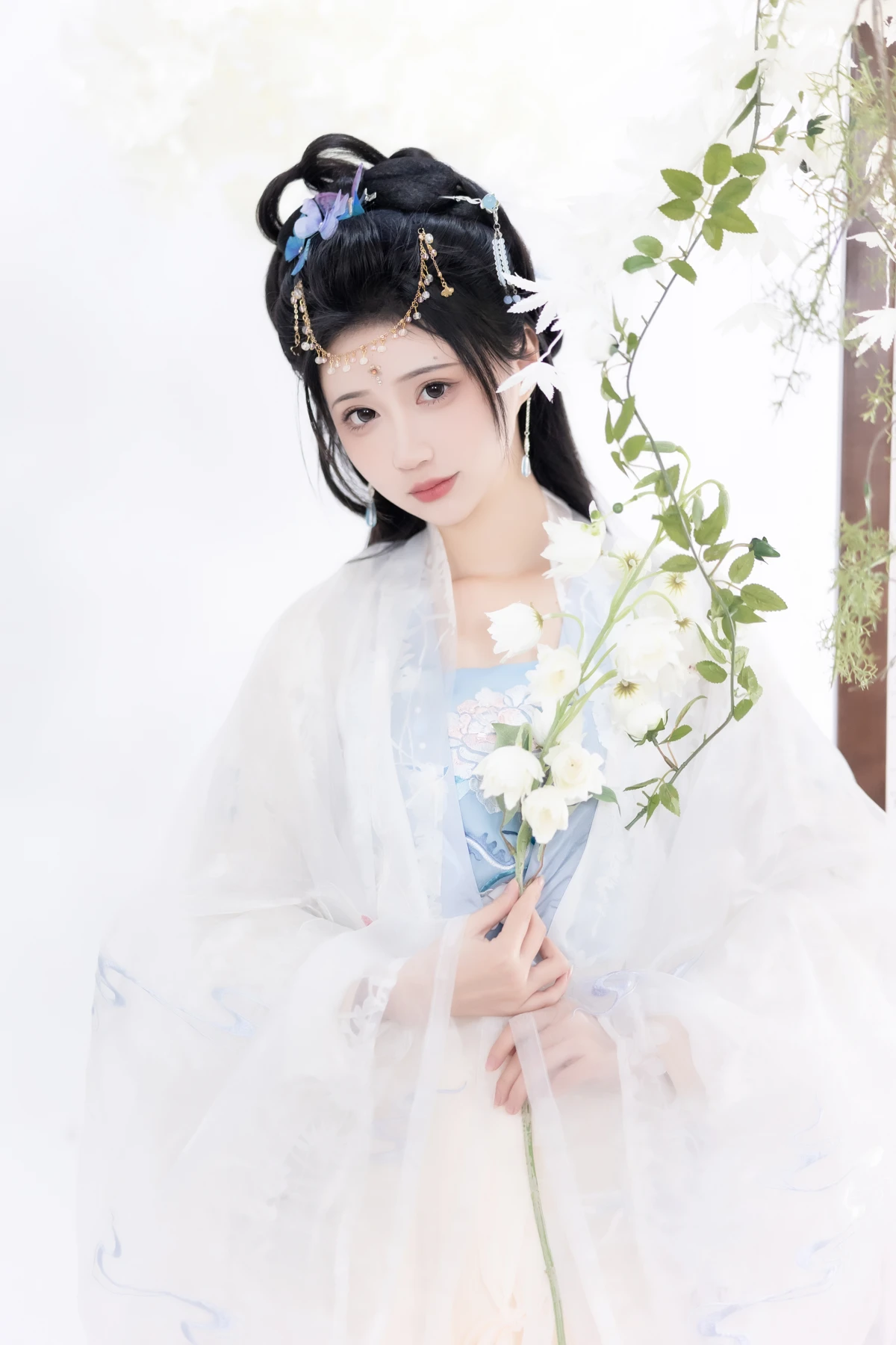 [YITUYU] 2023.01.09 Vol.2874 – Pear Blossom White -Qiluosheng’s little Susu-#[26P]-12