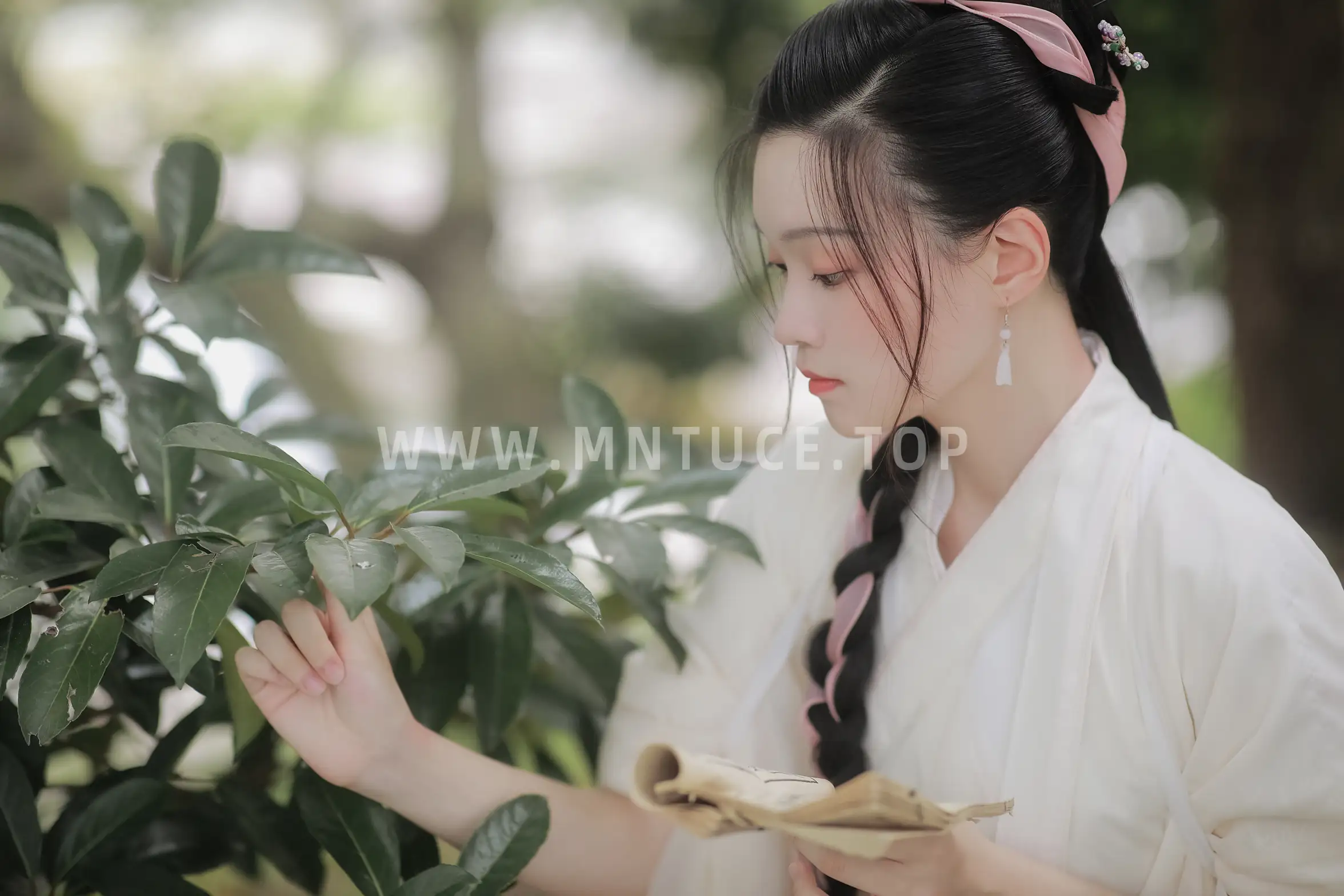 [YITUYU] 2022.05.29 Vol.1018 – The medical woman who collects herbs Jingyuan#[28P]-28